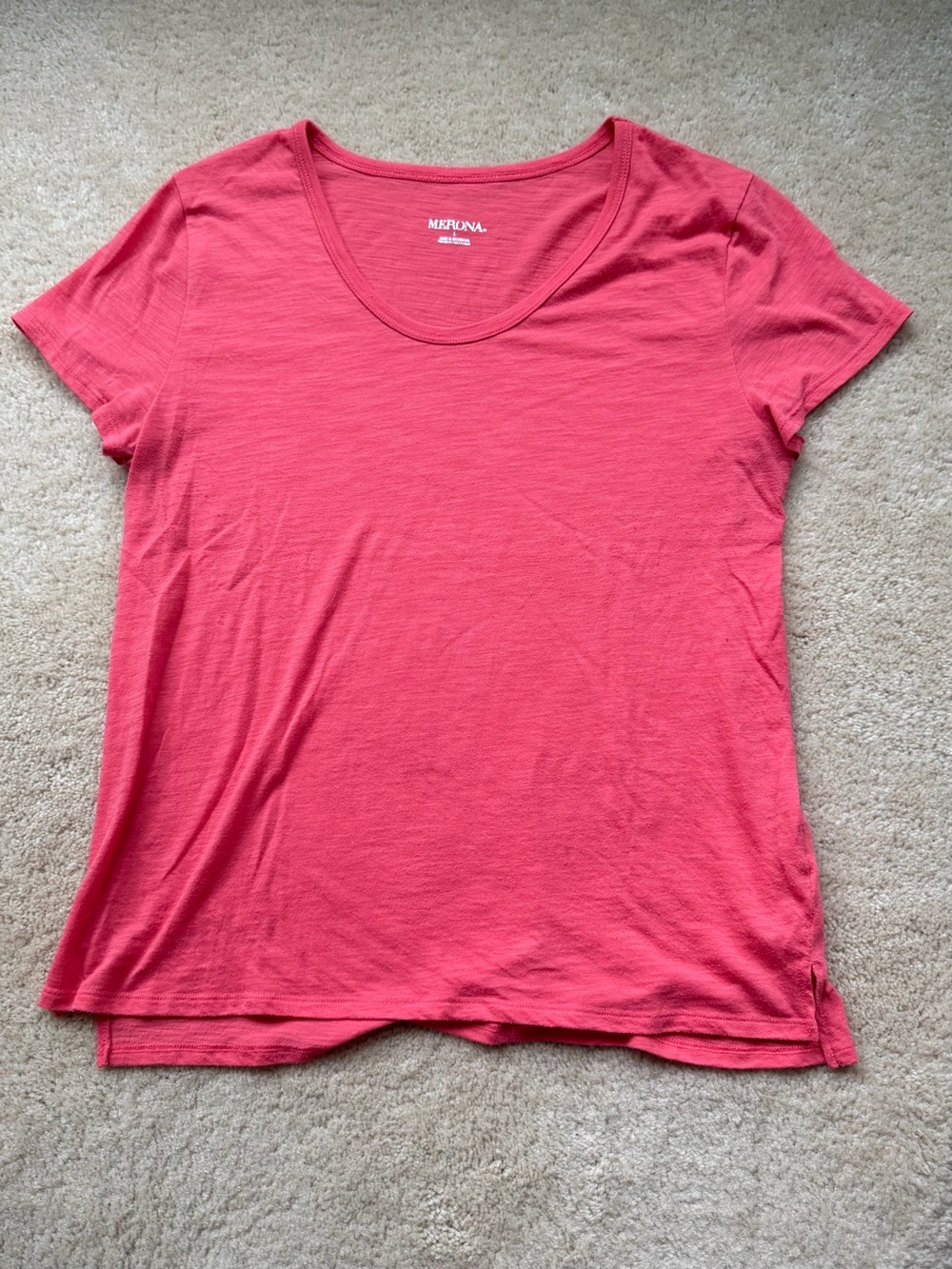 Merona Women’s Coral V-Neck Tee Shirt - Size L - GUC - Cotton/Polyester Blend